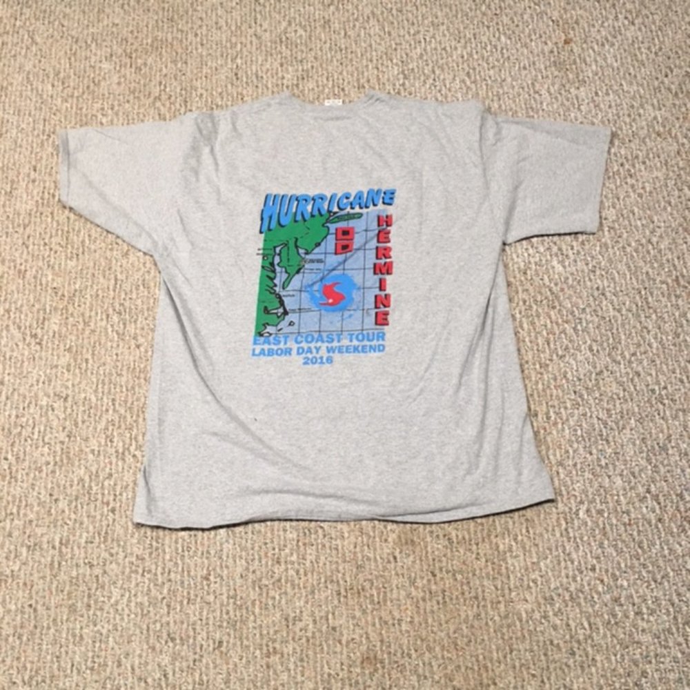 Bethany Surf Shop T-Shirt with Hurricane Logo Gilban Gray 2XL (XXL)